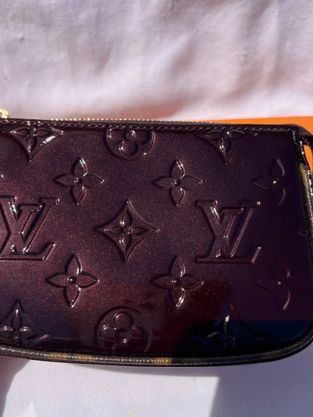 Louis Vuitton Mini Pochette Accessoires Vernis Amarante Product M90597